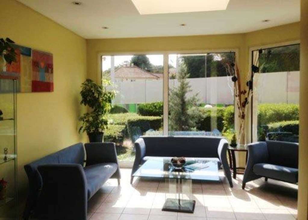 Kyriad Saint Fargeau Ponthierry - Apollonia Bagian luar foto